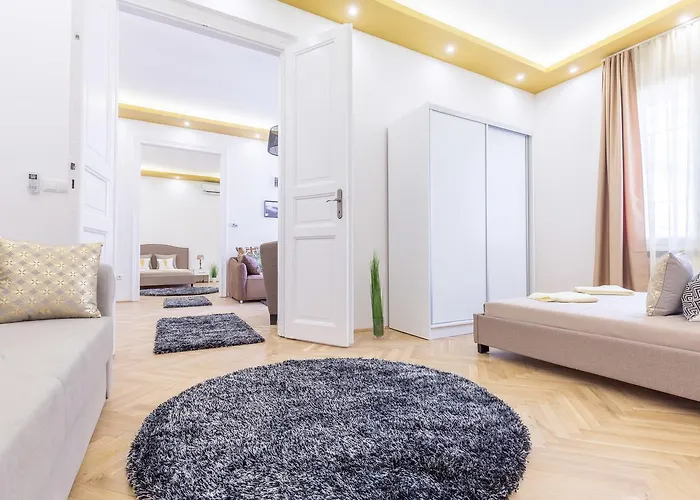 Apartament Real Zoltan