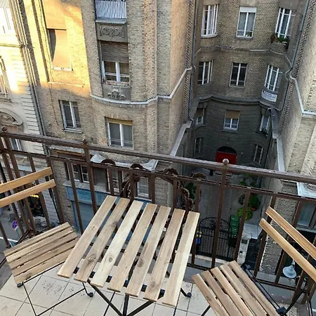Real Zoltán Apartamento *