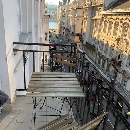 Real Zoltán Appartamento