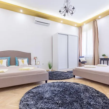 Apartment Real Zoltan